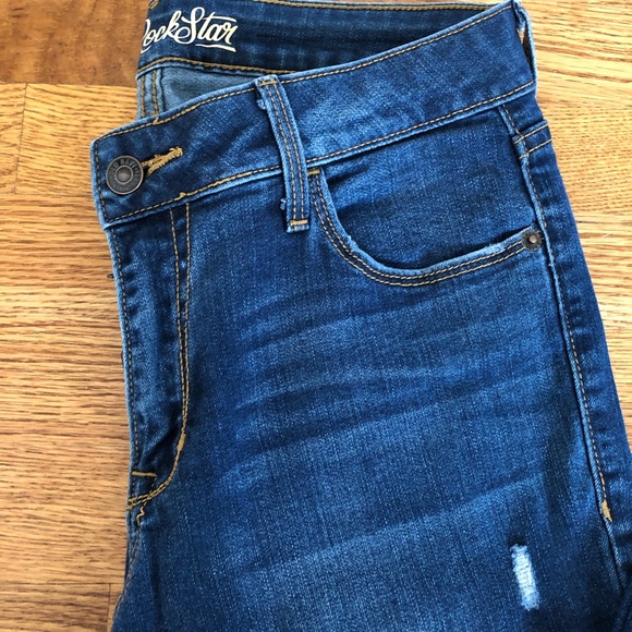 Old Navy Rockstar Distressed Stretch Jeans - Picture 5 of 8